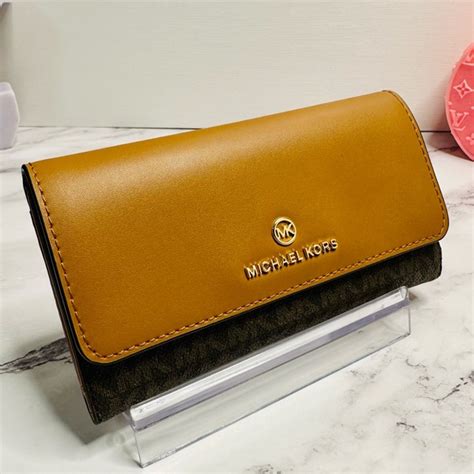 michael kors tri-fold leather wallet acorn|Large Logo and Leather Tri.